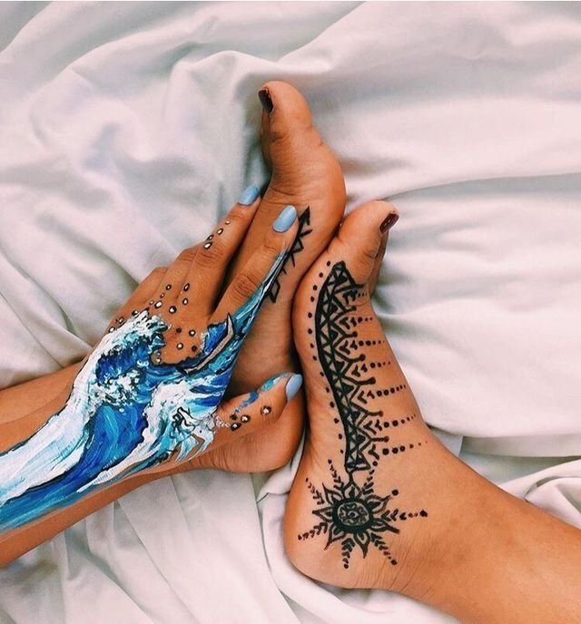 Body Painting VS Tattoo